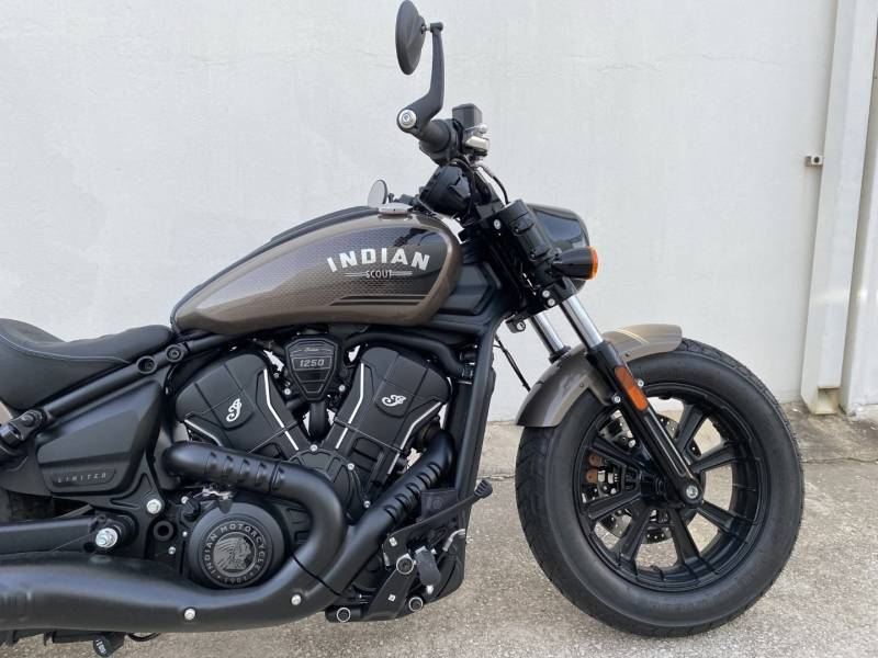 Indian Scout Bobber Limited + Tech dernier modèle proche de Toulon dans le Var